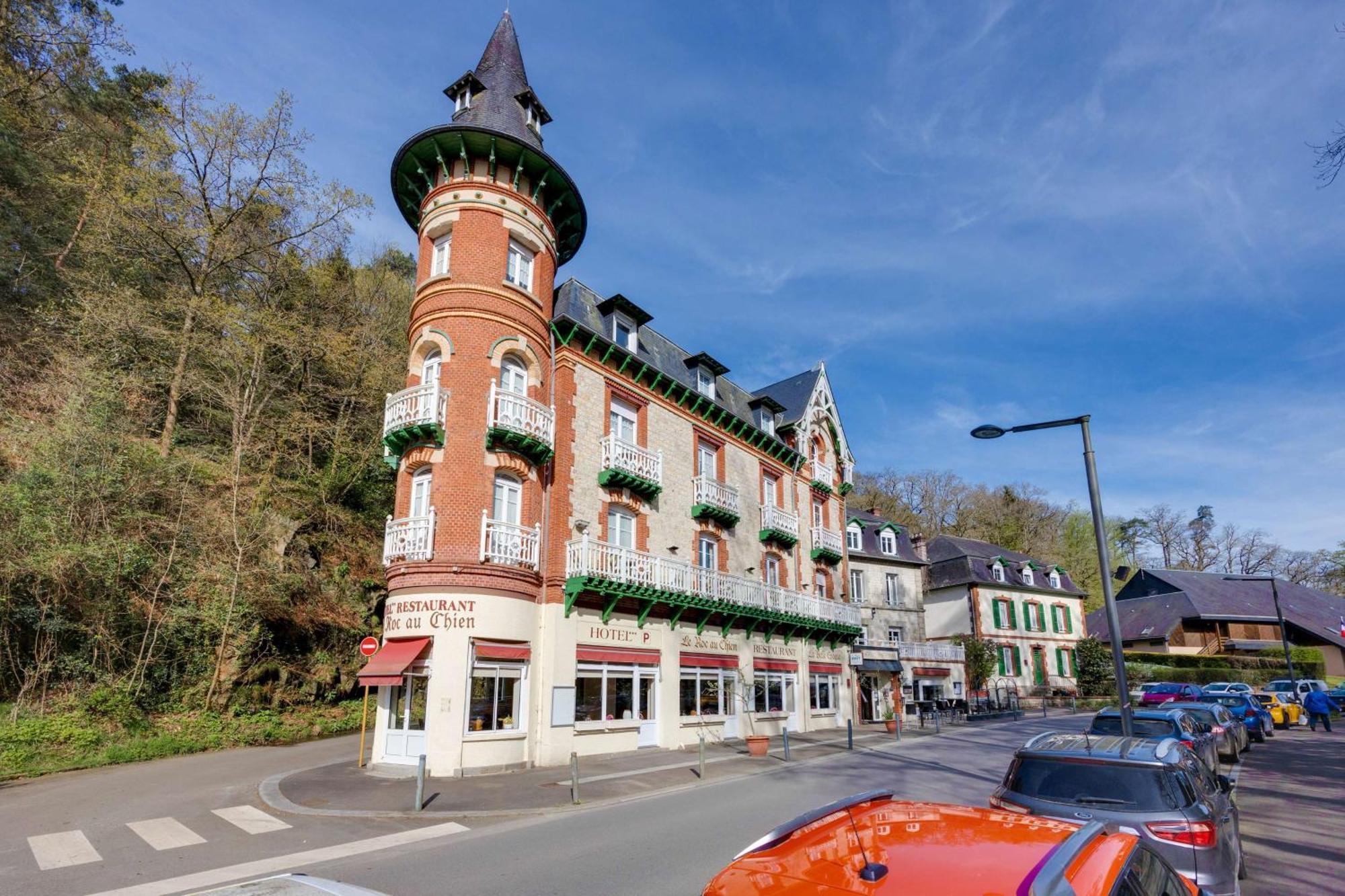 Hôtel Spa Le Roc Au Chien Bagnoles de l'Orne Normandie Extérieur photo